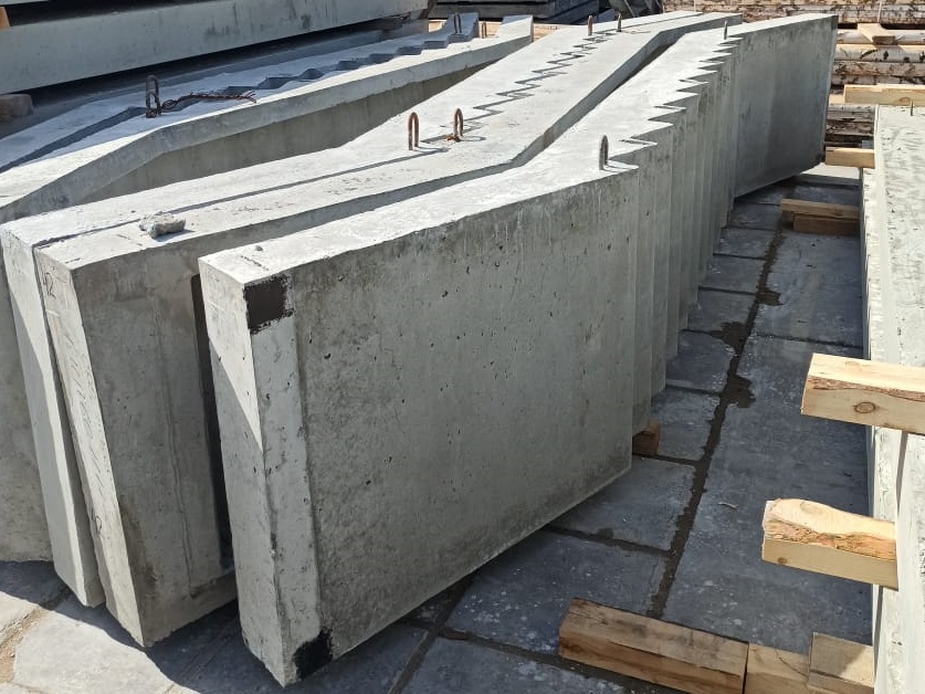 Лестничные марши с площадками в городе Уфа. ЖБИ Бетондеталь